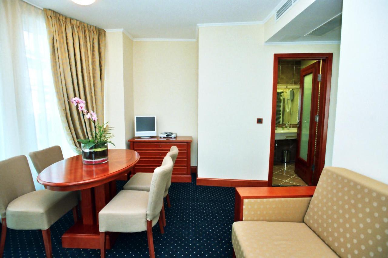 Hotel Savus Slavonski Brod Værelse billede